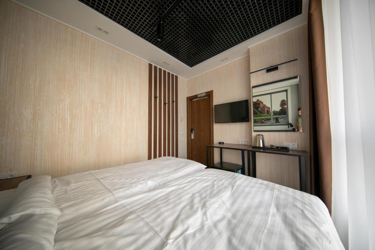 Misto Capsule Hotel Kiew Exterior foto